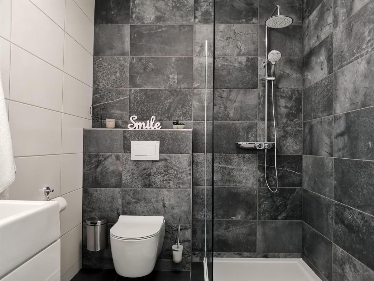 Cerny Vlk, Apartment *